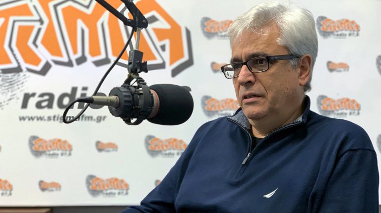 Πολιτικό και θεσμικό πρόβλημα, να απαντά στα κοινοβουλευτικά μας ερωτήματα ο ξενοδόχος κ. Ξένος και όχι η κυβέρνηση