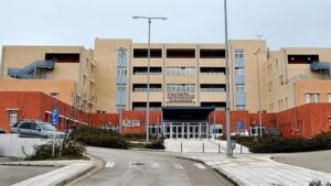 Μάριος Μπενίσης: Έλλειψη γιατρών στη Μονάδα Τεχνητού Νεφρού, αφήνει εκτός επισκέπτες νεφροπαθείς