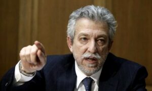 Σταύρος Κοντονής