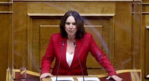 Καλλιόπη Βέττα (Τομεάρχης Τουρισμού ΣΥΡΙΖΑ, Βουλευτής Κοζάνης)